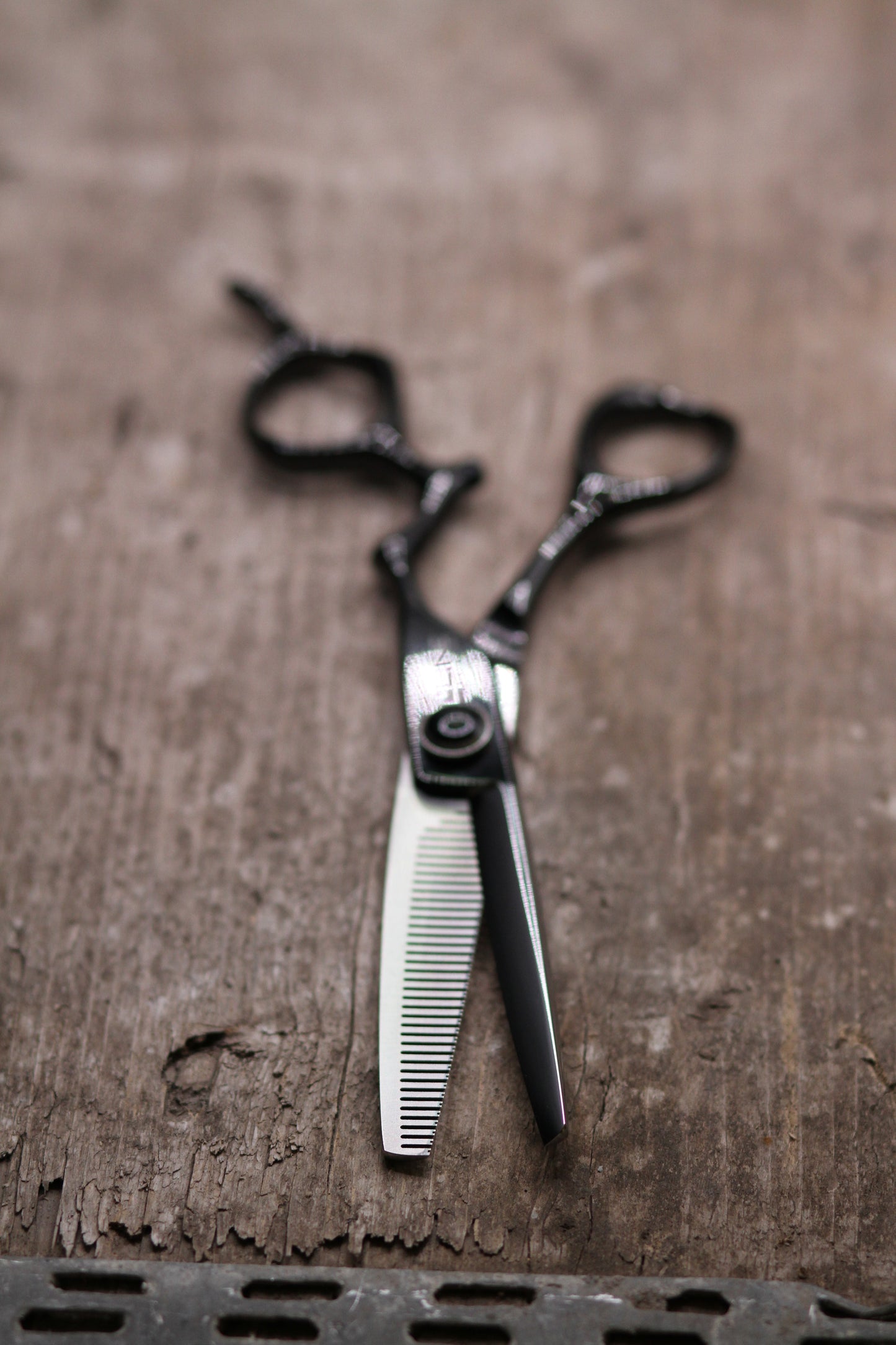 Line-Scissors LSB-01 TR 40T - The Classic Coupe