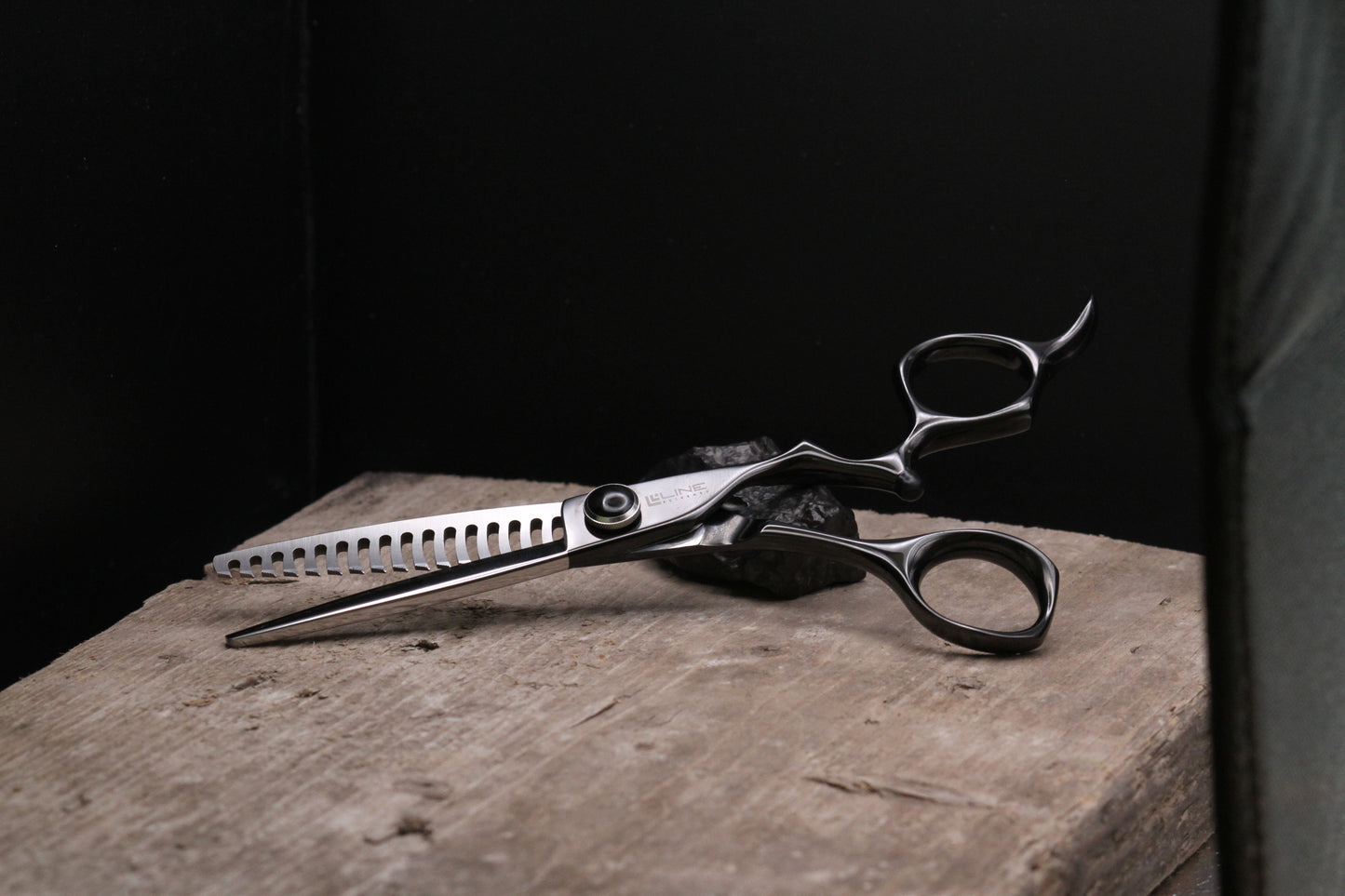 Line-Scissors LSB-04 TR 16T - The Texturizer