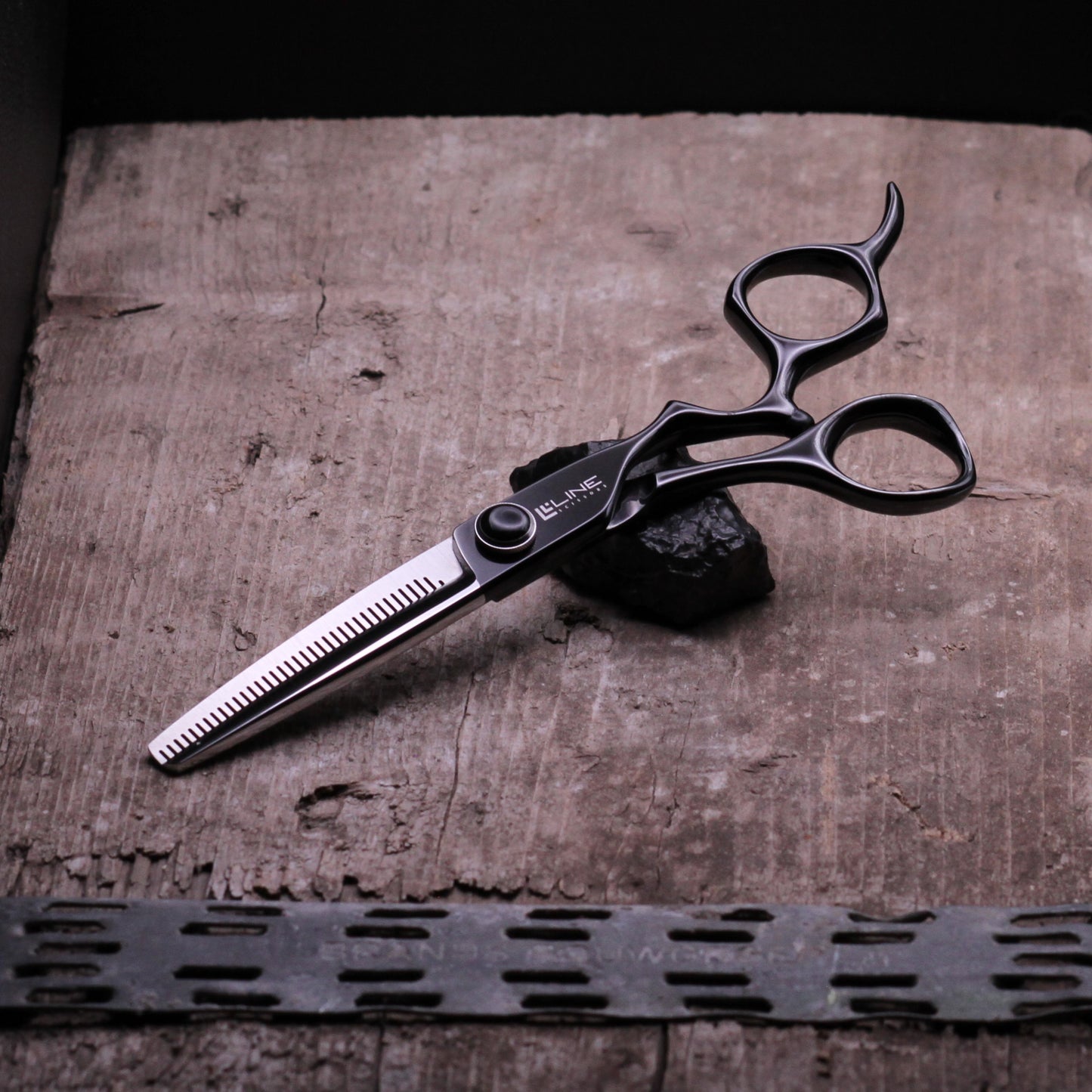 Line-Scissors LSB-01 TR 40T - The Classic Coupe