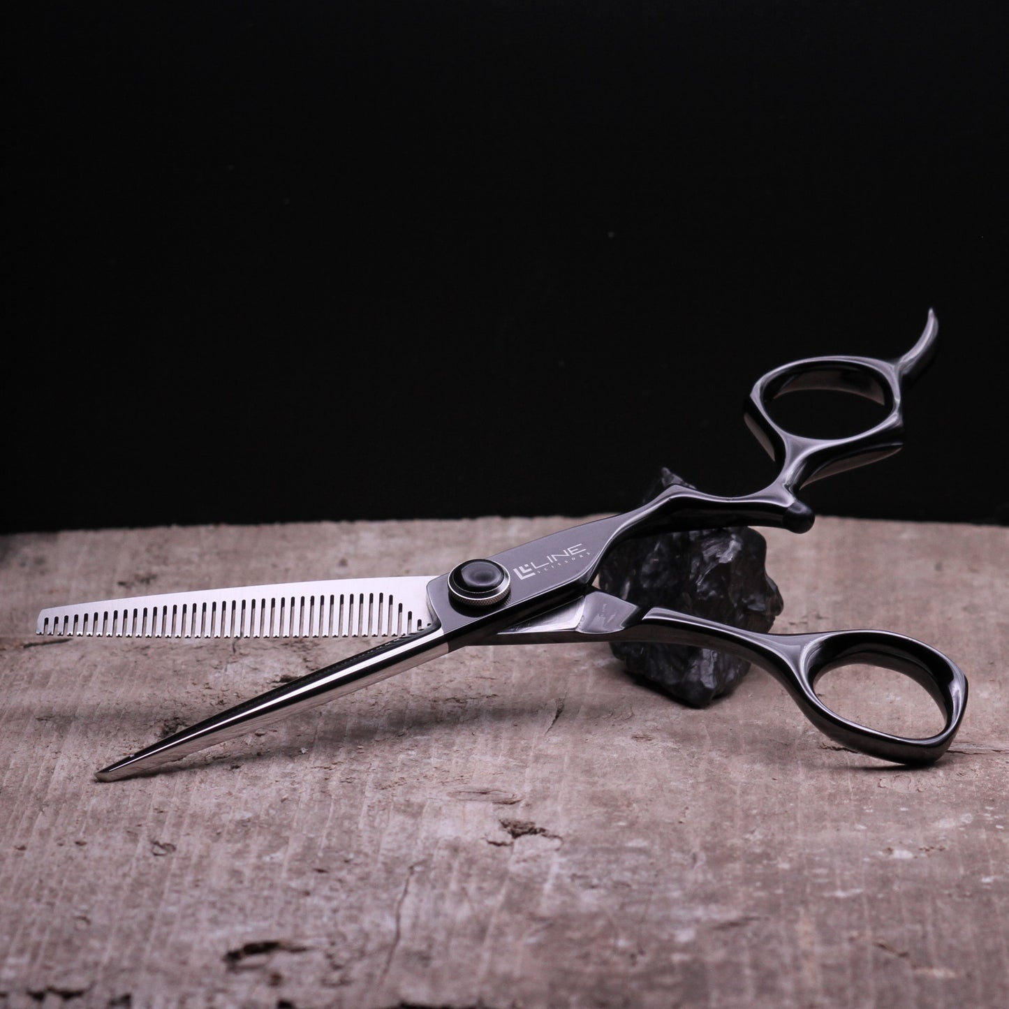 Line-Scissors LSB-01 TR 40T - The Classic Coupe